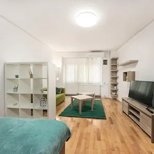 Vlad House Decebal Bucureşti